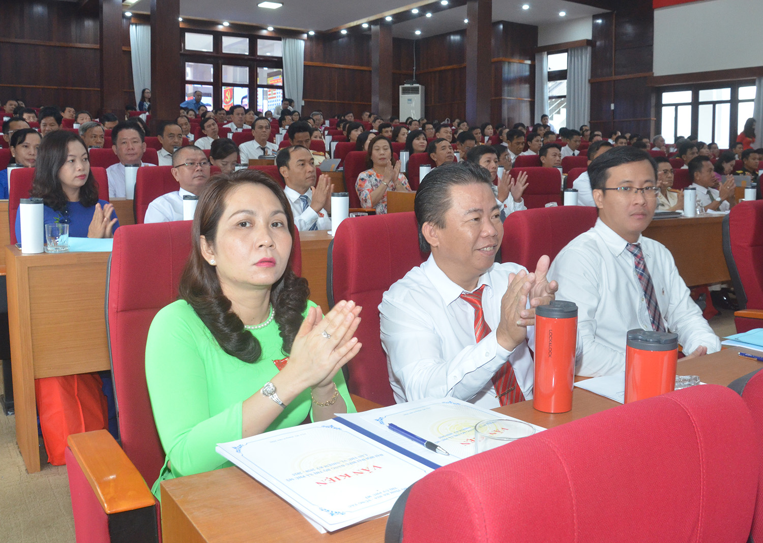 Các đại biểu tham dự phiên trù bị đại hội.