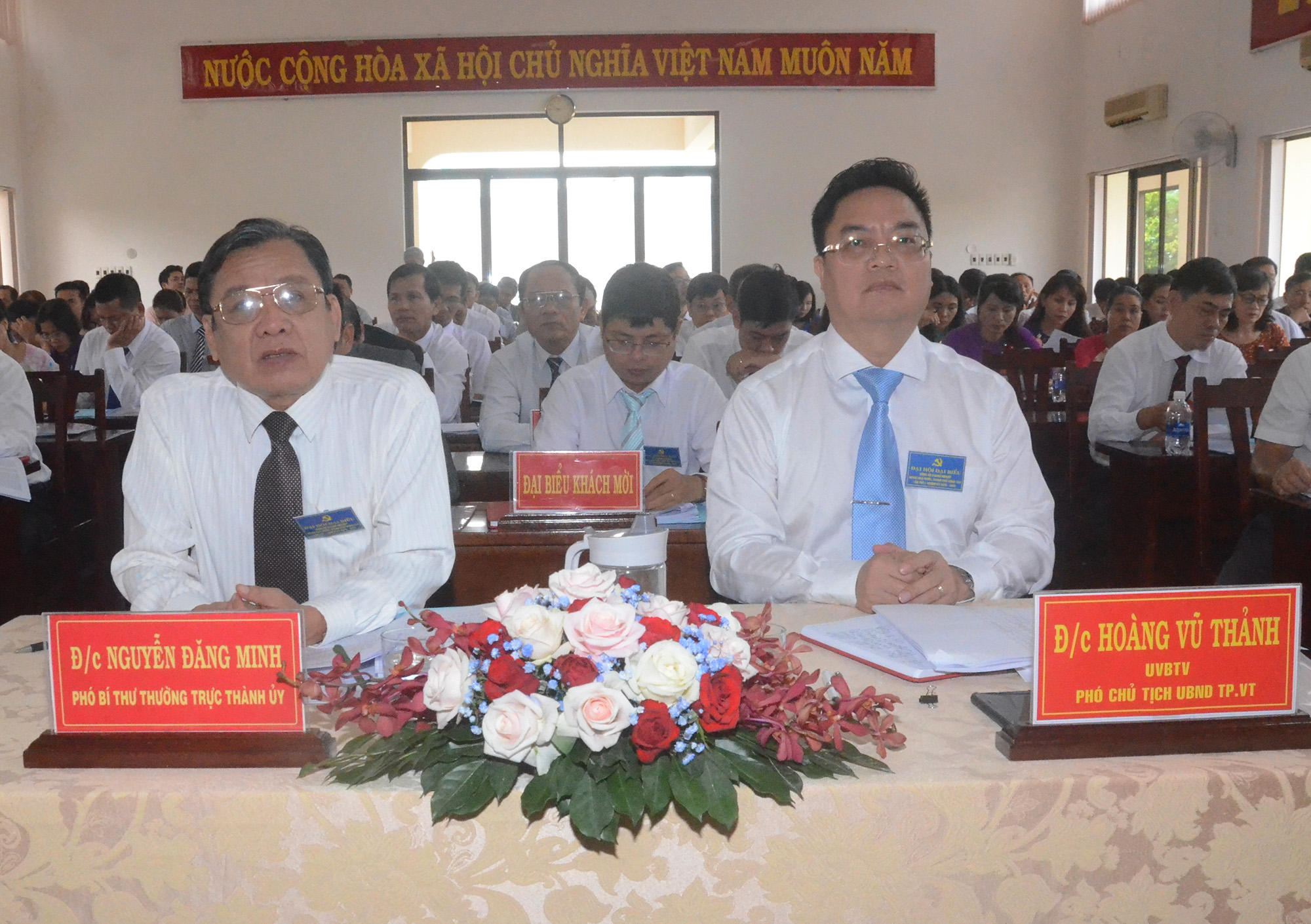 Lãnh đạo Thành ủy, UBND TP. Vũng Tàu dự Đại hội.