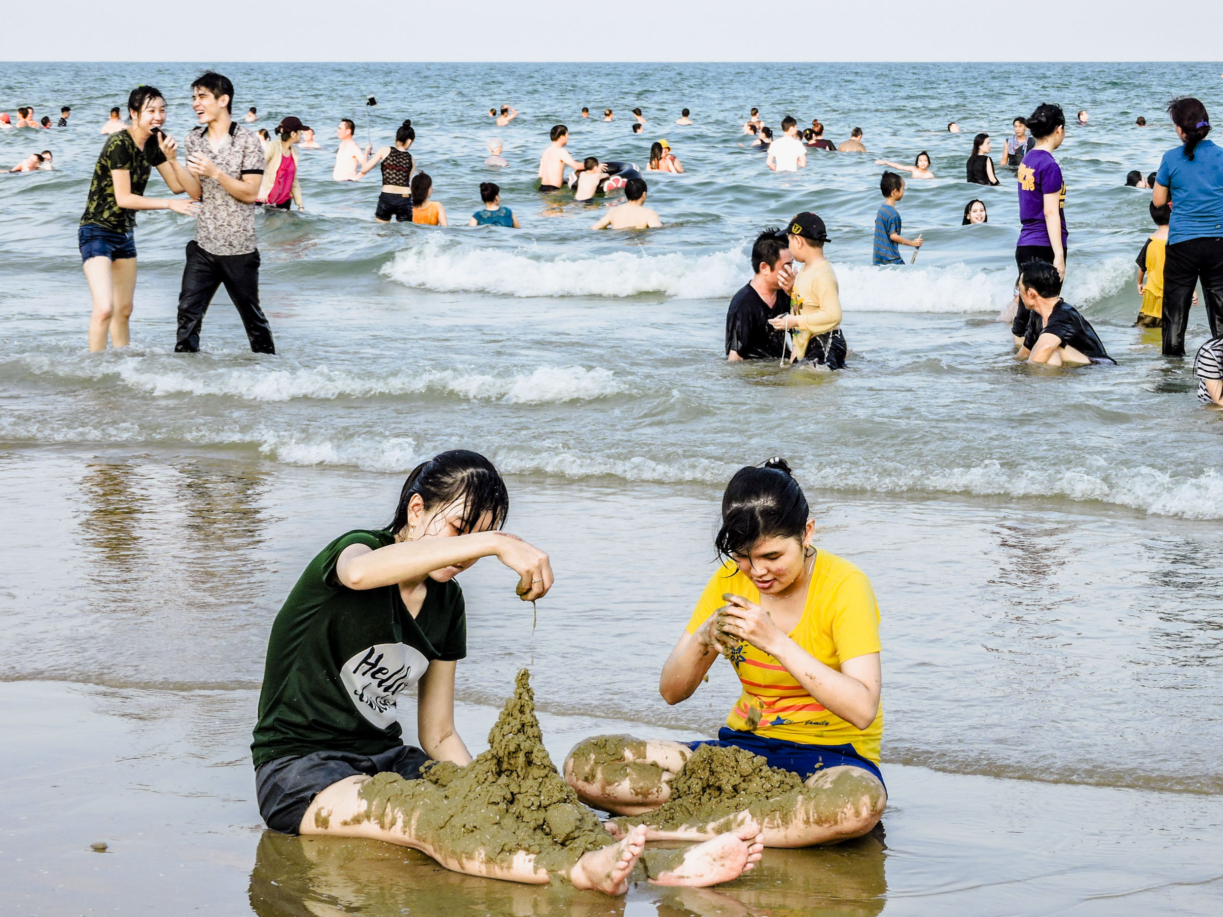 Nhờ thực hiện nhiều giải pháp đồng bộ, nhiều năm nay, các bãi biển và khu vực công cộng của TP. Vũng Tàu luôn sạch sẽ. Ảnh: TRÀ NGÂN