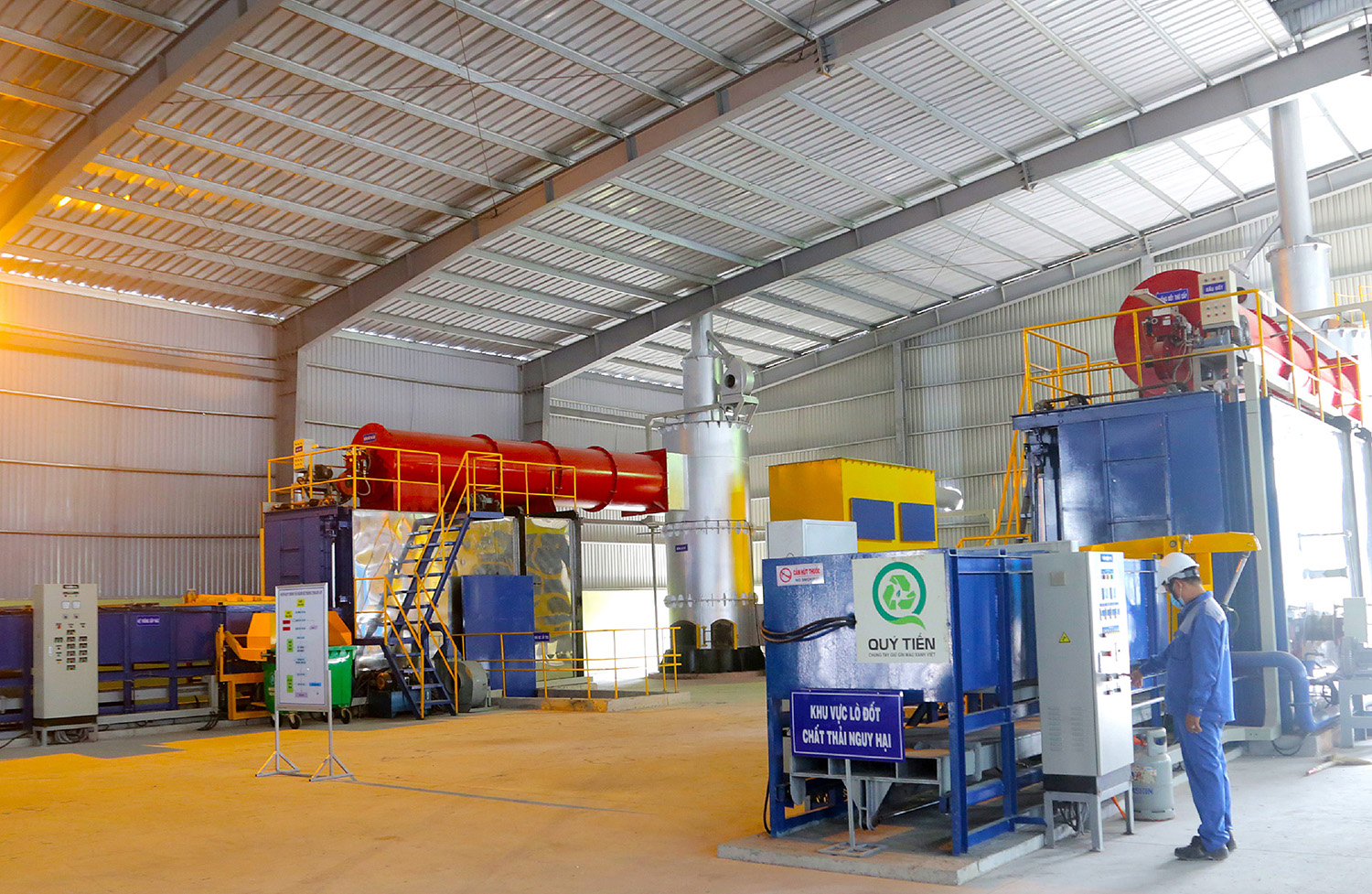Nhà máy xử lý CTNH Quý Tiến đầu tư hàng trăm tỷ đồng nhưng công suất xử lý rất thấp.