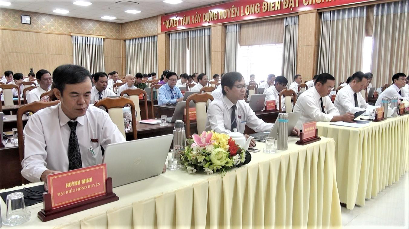 Các đại biểu tham dự Kỳ họp.