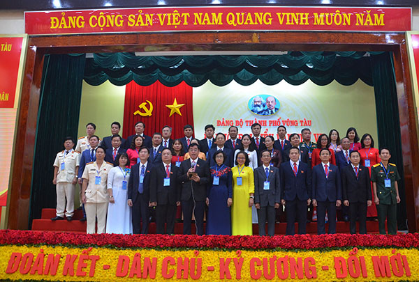 BCH Đảng bộ TP. Vũng Tàu khóa VII, nhiệm kỳ 2020-2025 ra mắt Đại hội.