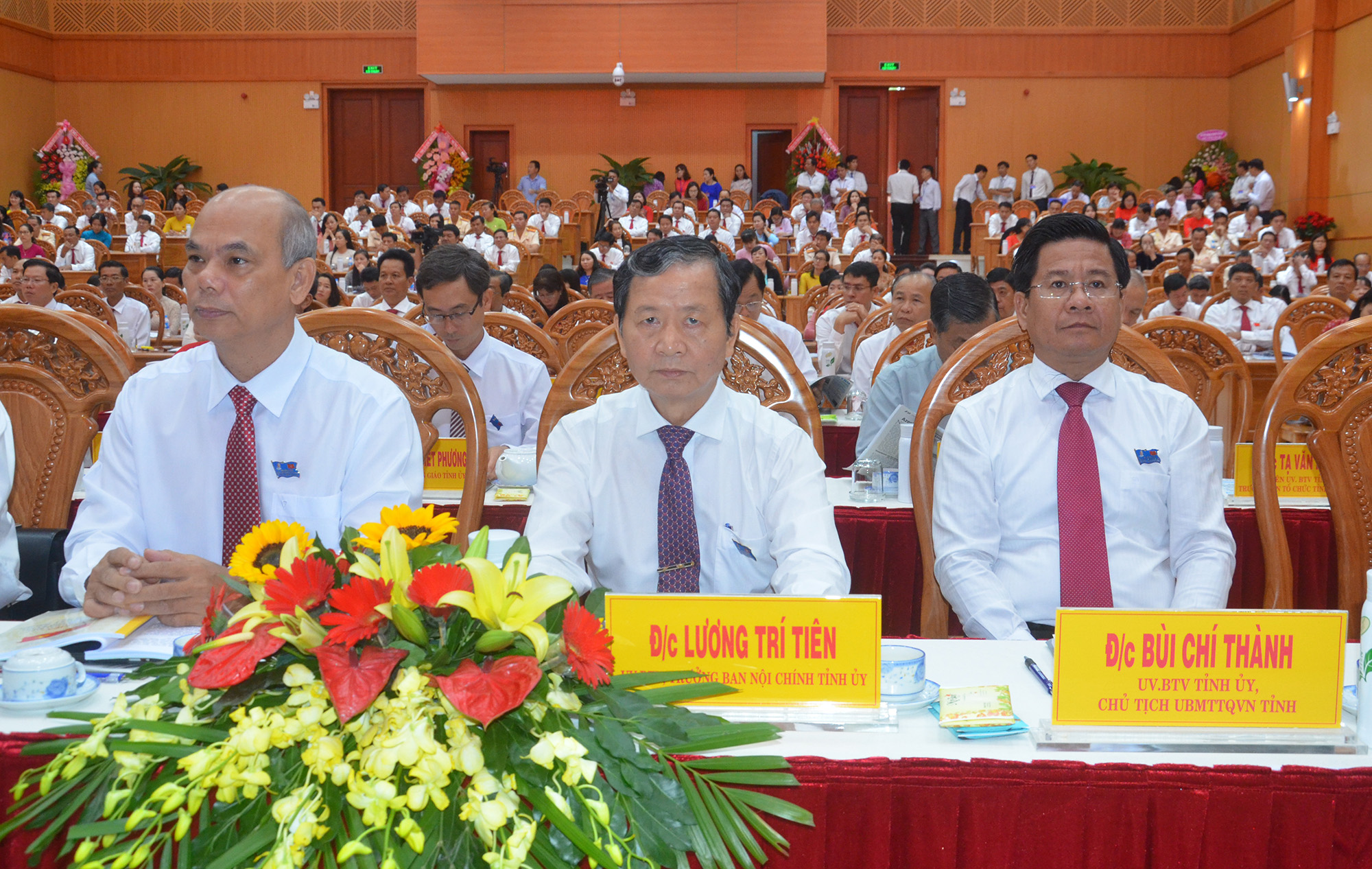 Đại diện Văn phòng Trung ương Đảng khu vực phía Nam và lãnh đạo các Ban Đảng Tỉnh ủy, UBMTTQVN tỉnh dự Đại hội. 