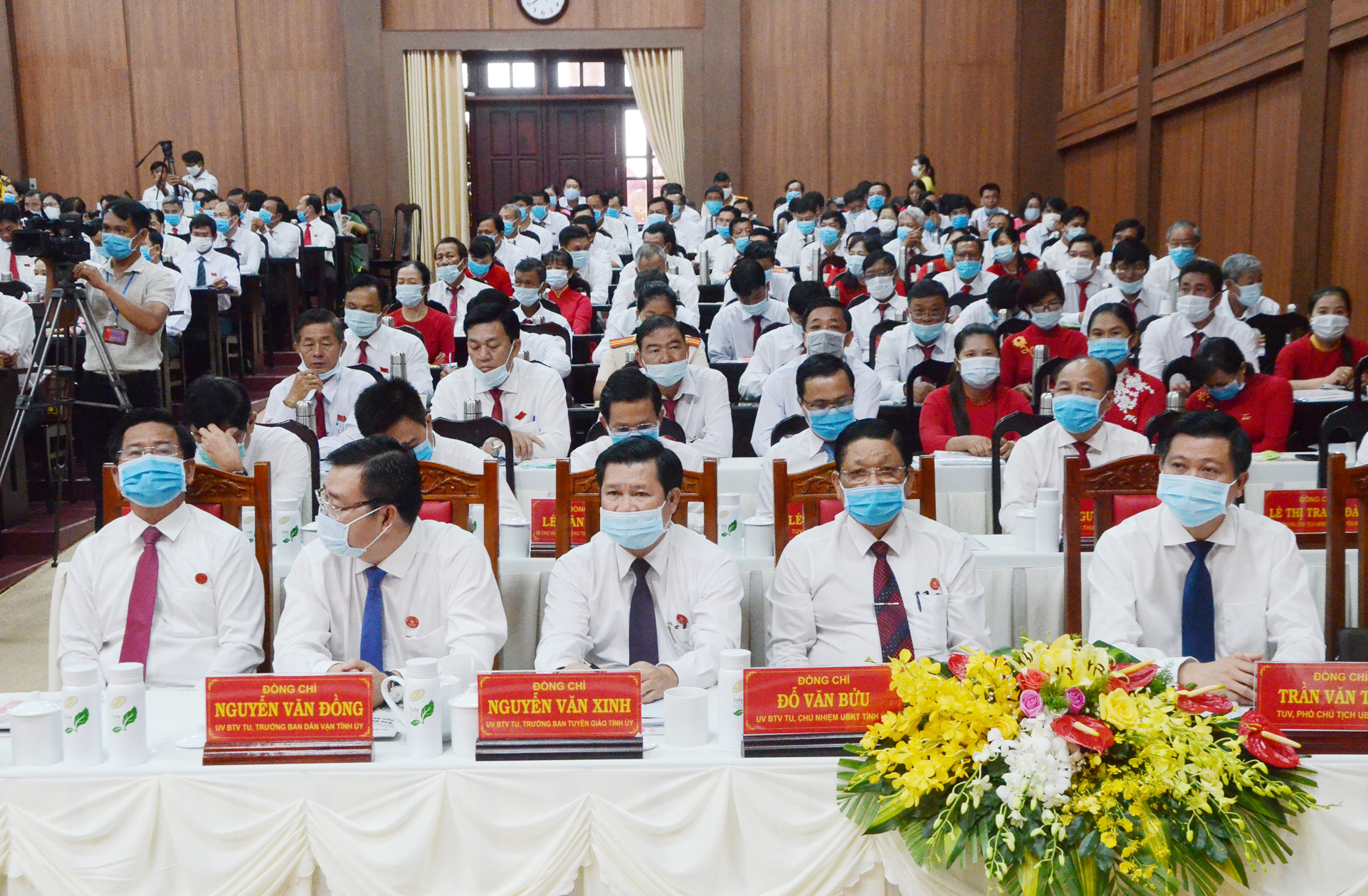 Đại diện lãnh đạo Tỉnh ủy, UBND, UBMTTQVN tỉnh tham dự Đại hội.