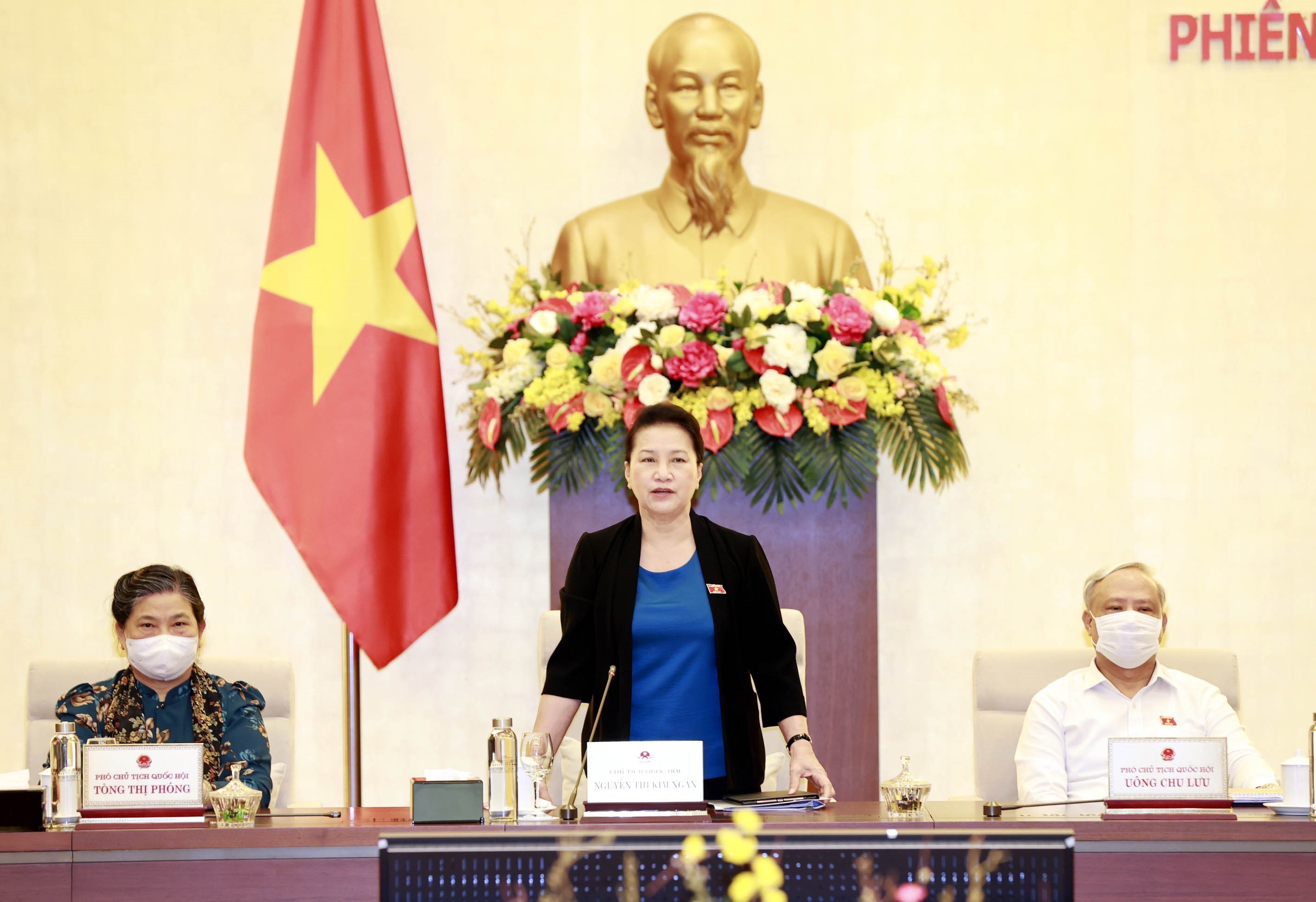 Chủ tịch Quốc hội Nguyễn Thị Kim Ngân phát biểu bế mạc phiên họp.
