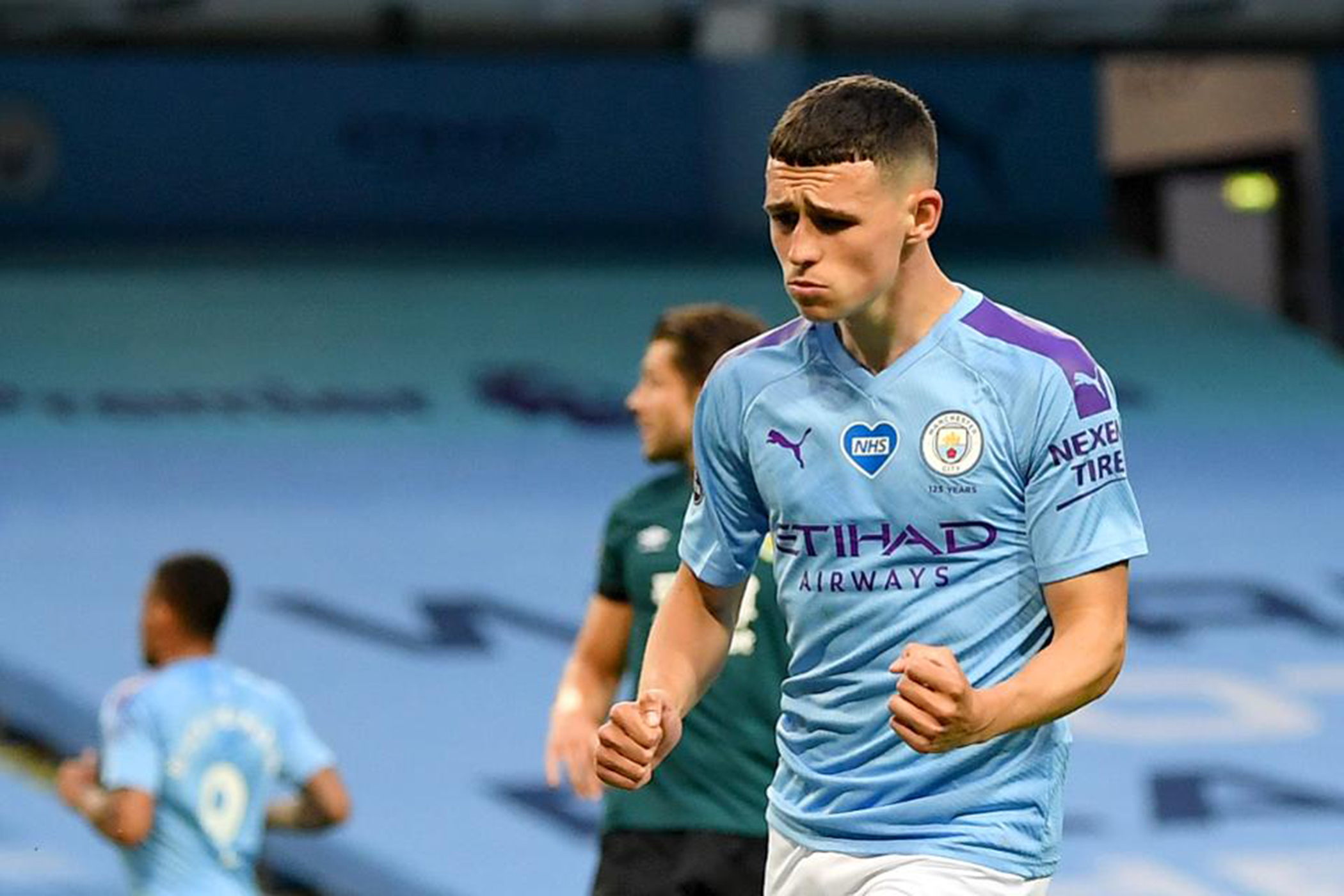 Phil Foden tỏa sáng trong trận Manchester City loại Real tại đấu trường Champions League.
