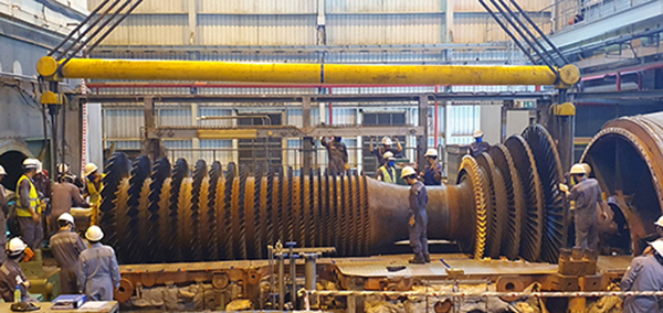 Hình cẩu Rotor Tuabin khí ra trung tu.