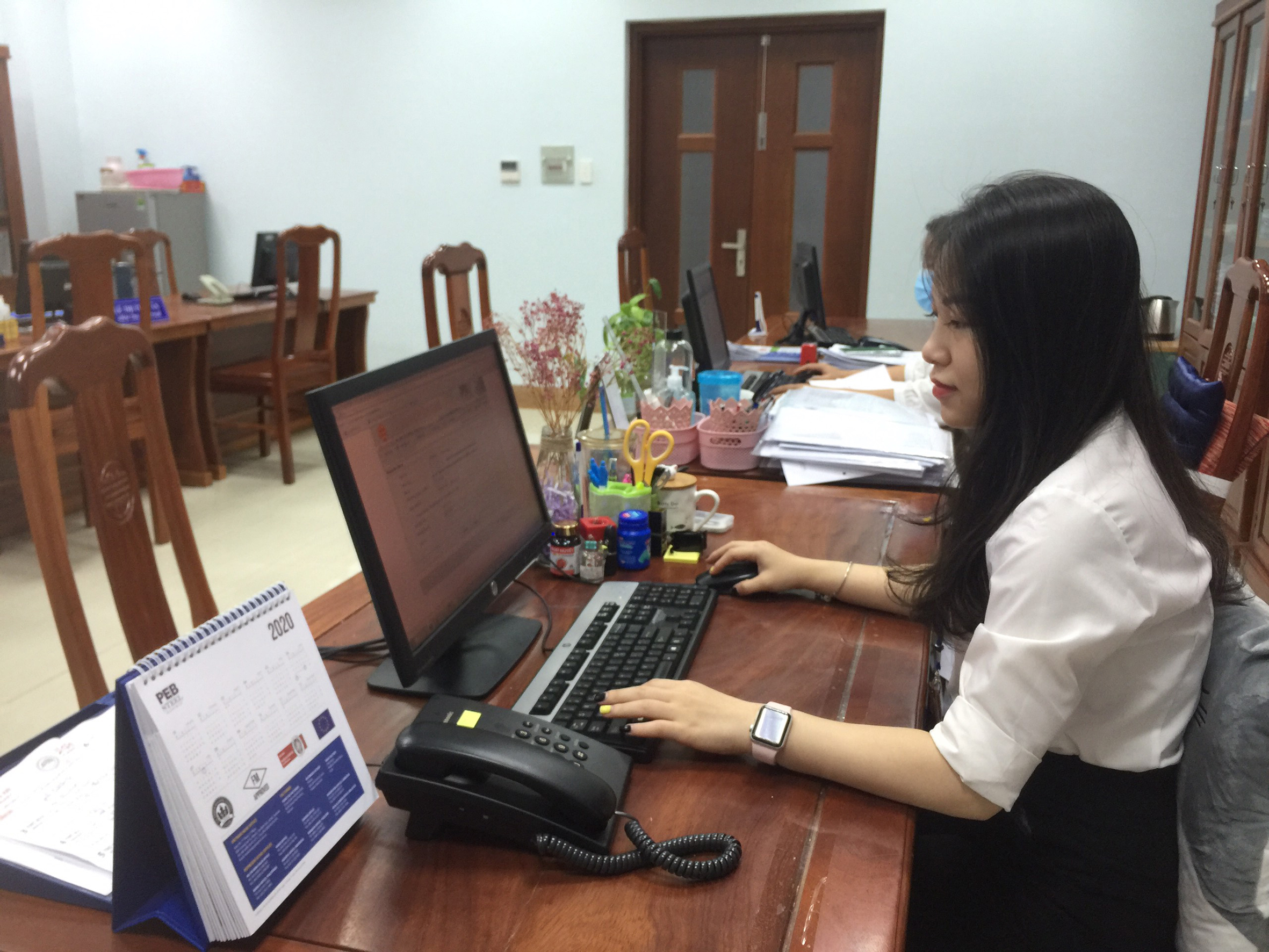 100% công chức thuế sử dụng hộp thư điện tử xử lý công việc, qua đó góp phần giảm tải số lượng văn bản hành chính.