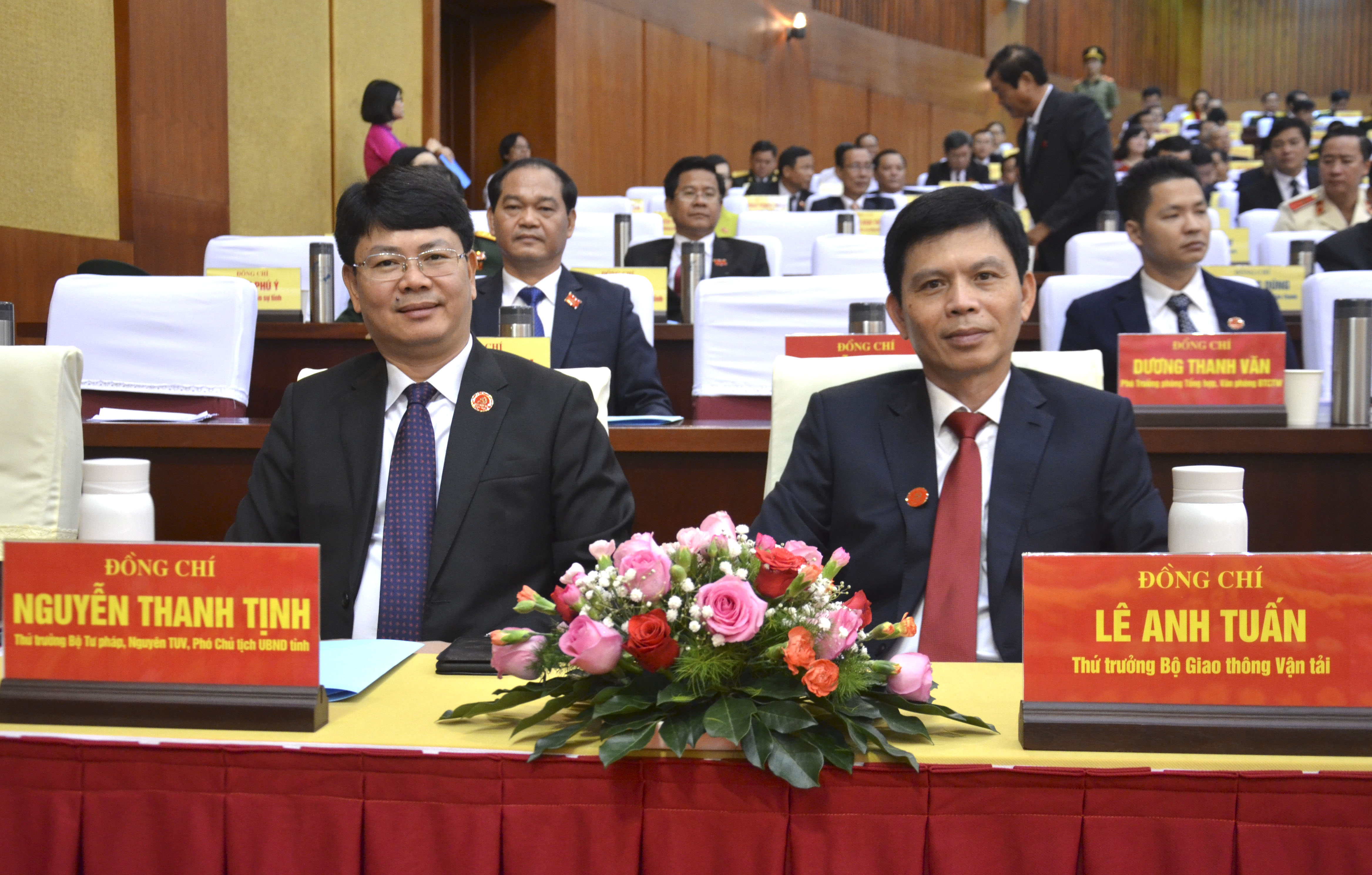 Đồng chí Lê Anh Tuấn, Thứ trưởng Bộ GT-VT và đồng chí Nguyễn Thanh Tịnh, Thứ trưởng Bộ Tư pháp, nguyên Phó Chủ tịch UBND tỉnh Bà Rịa - Vũng Tàu dự Đại hội.