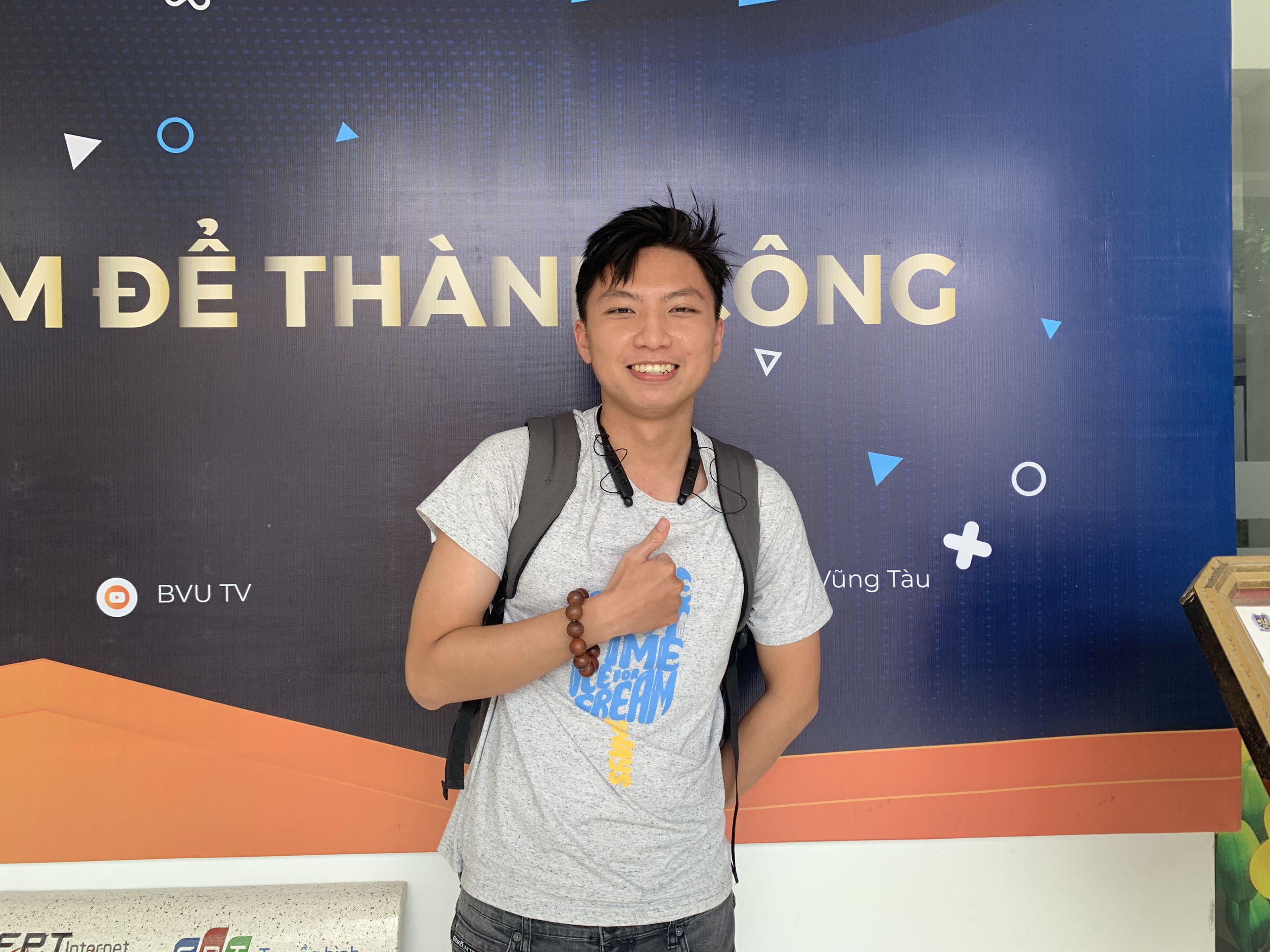 Bạn Đức Anh, sinh viên năm nhất ngành Quản trị khách sạn Trường Đại học Bà Rịa - Vũng Tàu (BVU).
