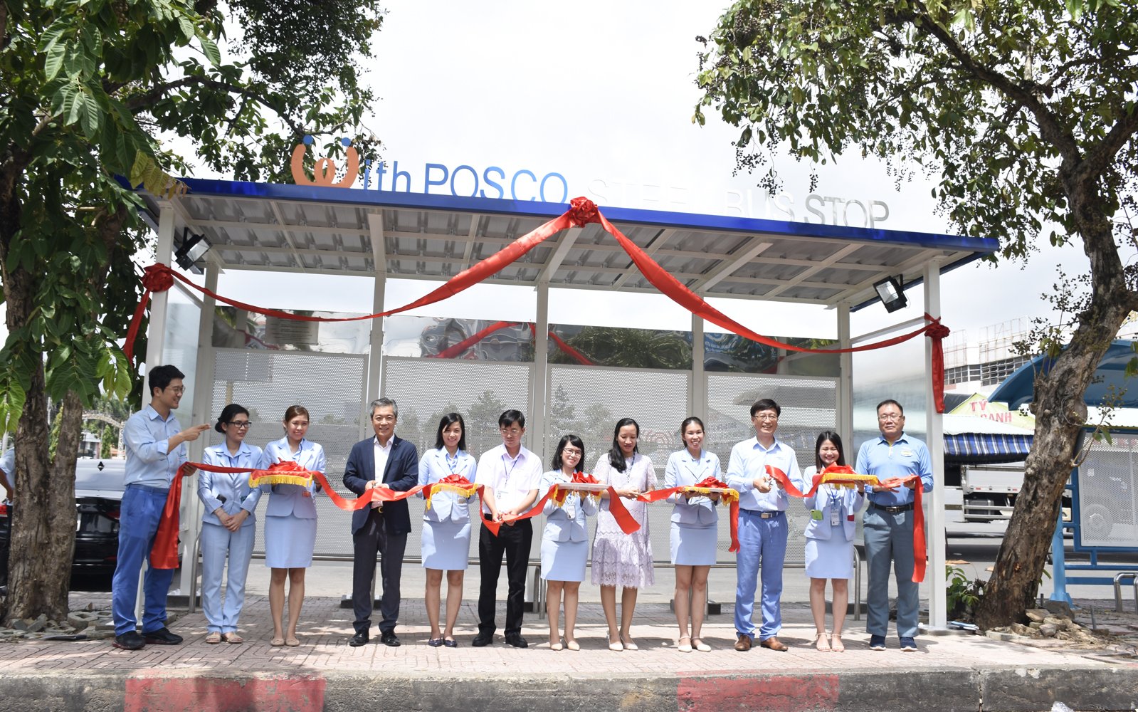 Tập đoàn POSCO hoàn công công trình nhà chờ xe buýt tại đường Huỳnh Tịnh Của, phường Phước Trung, TP. Bà Rịa.  