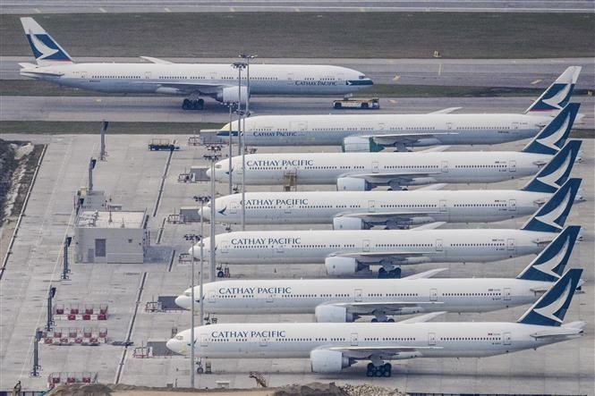 Máy bay của hãng hàng không Cathay Pacific tại sân bay Chek Lap Kok ở Hong Kong, Trung Quốc.