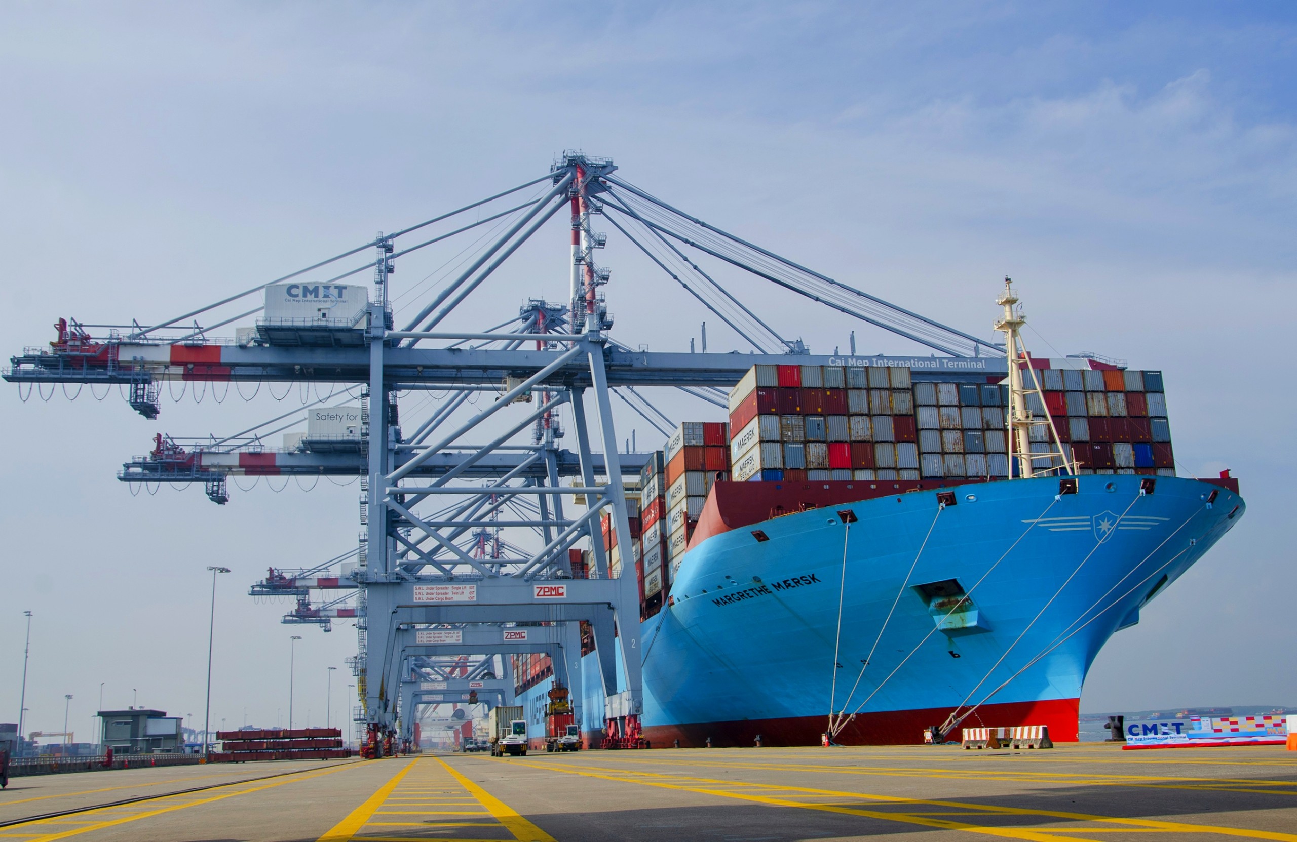Tàu container Margrethe Maersk cập cảng Quốc tế Cái Mép - CMIT.