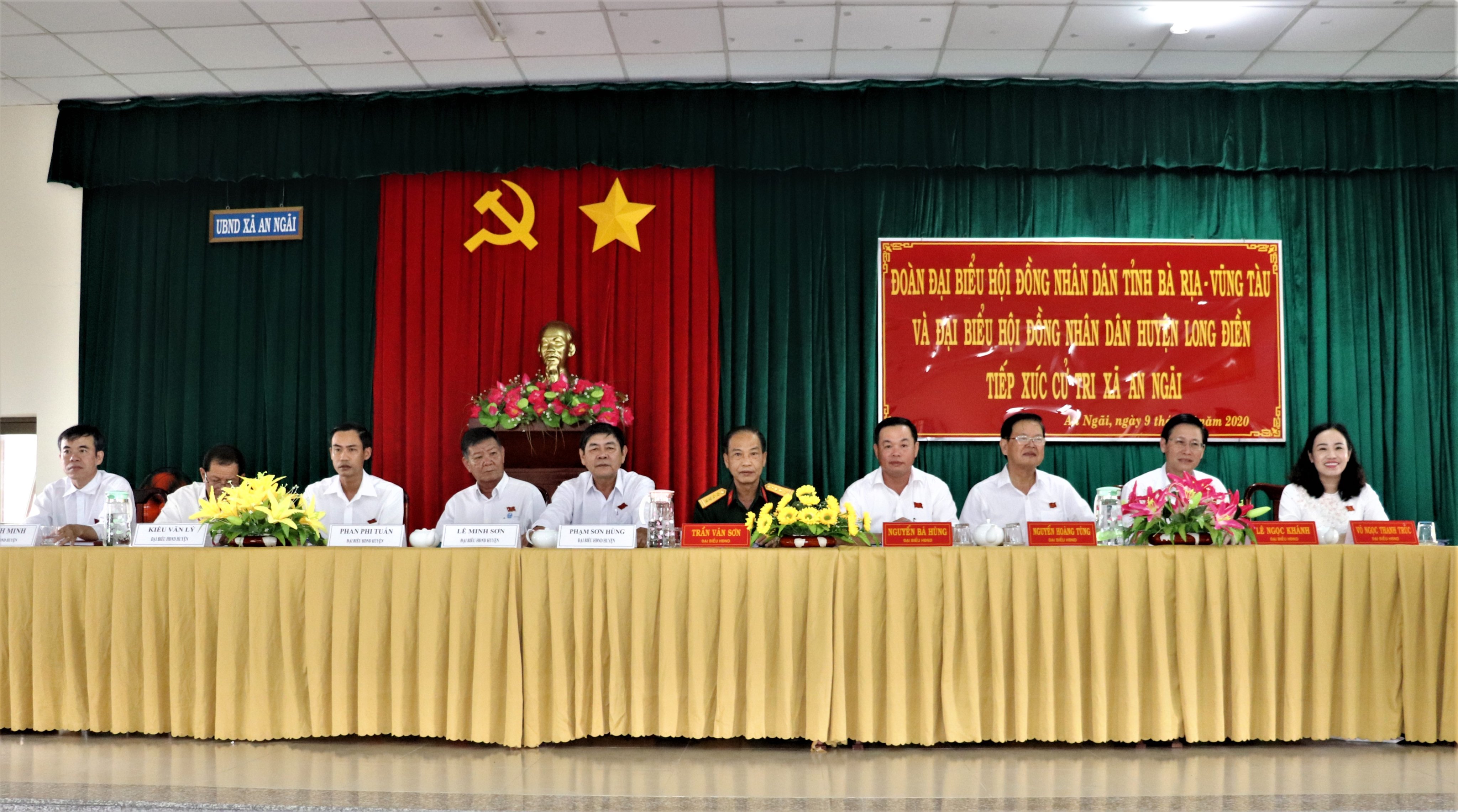 Tổ đại biểu số 5 TXCT xã An Ngãi, huyện Long Điền. Ảnh: ĐINH HÙNG