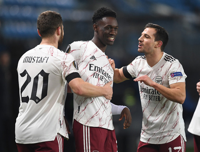 Sau 4 vòng đấu Arsenal, Leicester, AS Roma và Hoffenheim đã có vé ở vòng 1/16.
