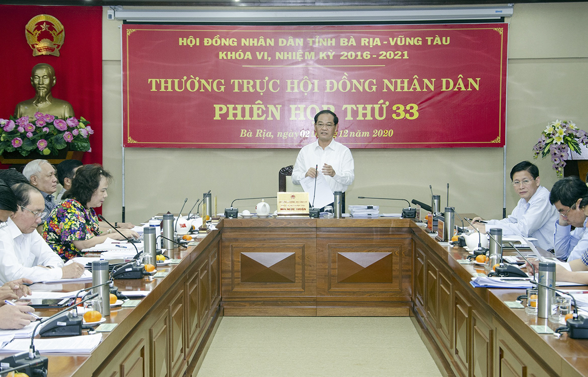 Ông Mai Ngọc Thuận, Ủy viên Ban Thường vụ Tỉnh ủy, Phó Chủ tịch HĐND tỉnh, Chủ tọa phiên họp.