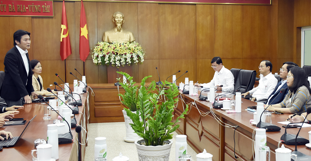 Đại diện VBI Fast Track đề xuất ý tưởng hỗ trợ BR-VT lập đề án quy hoạch phát triển tỉnh.
