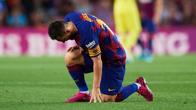 Messi bị tố nắm quá nhiều quyền lực  ở CLB.