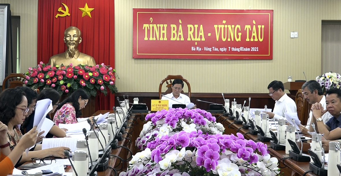  Quang cảnh cuộc họp.