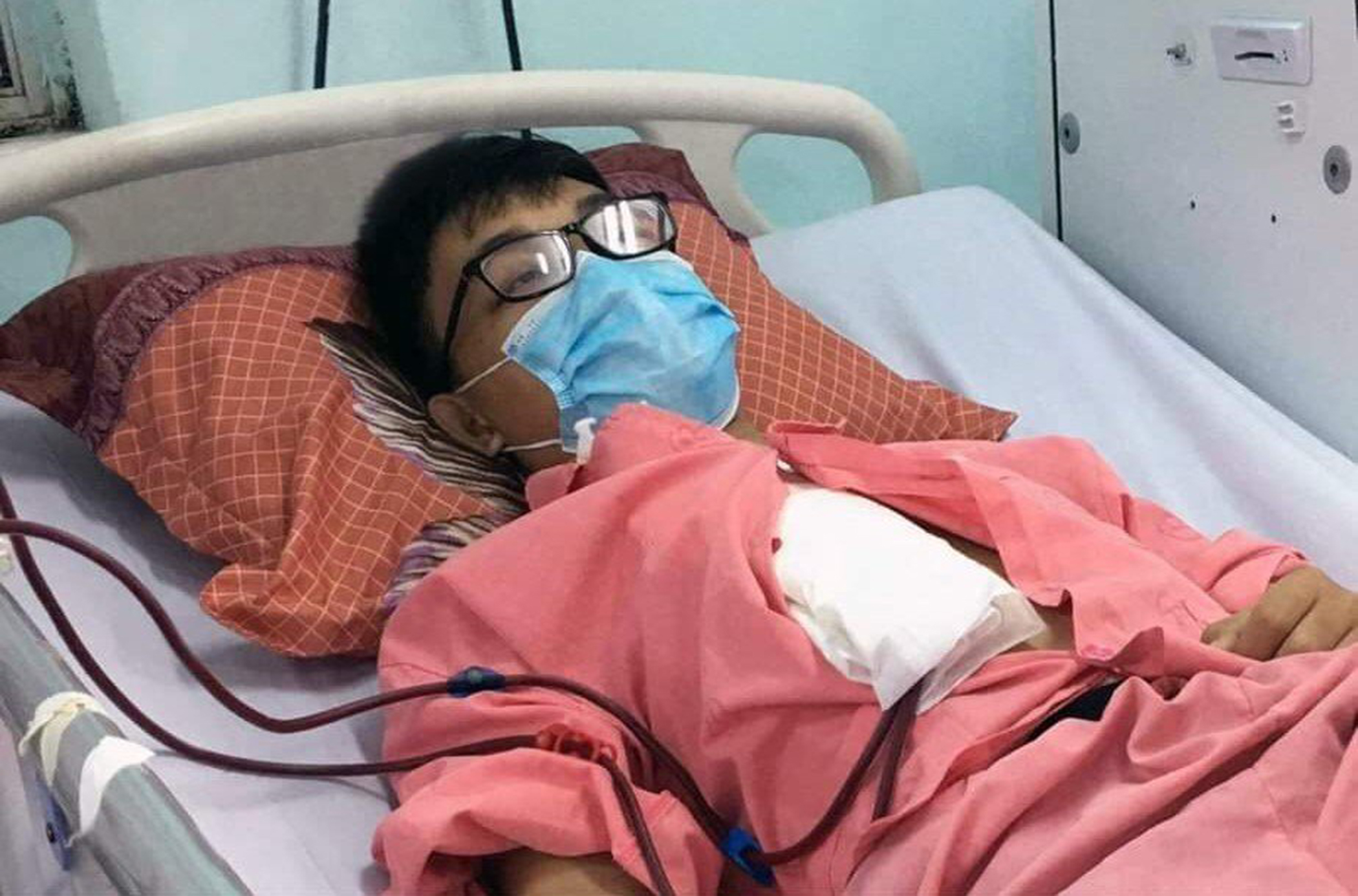 Võ Minh Hiếu đang điều trị tại Bệnh viện Chợ Rẫy.