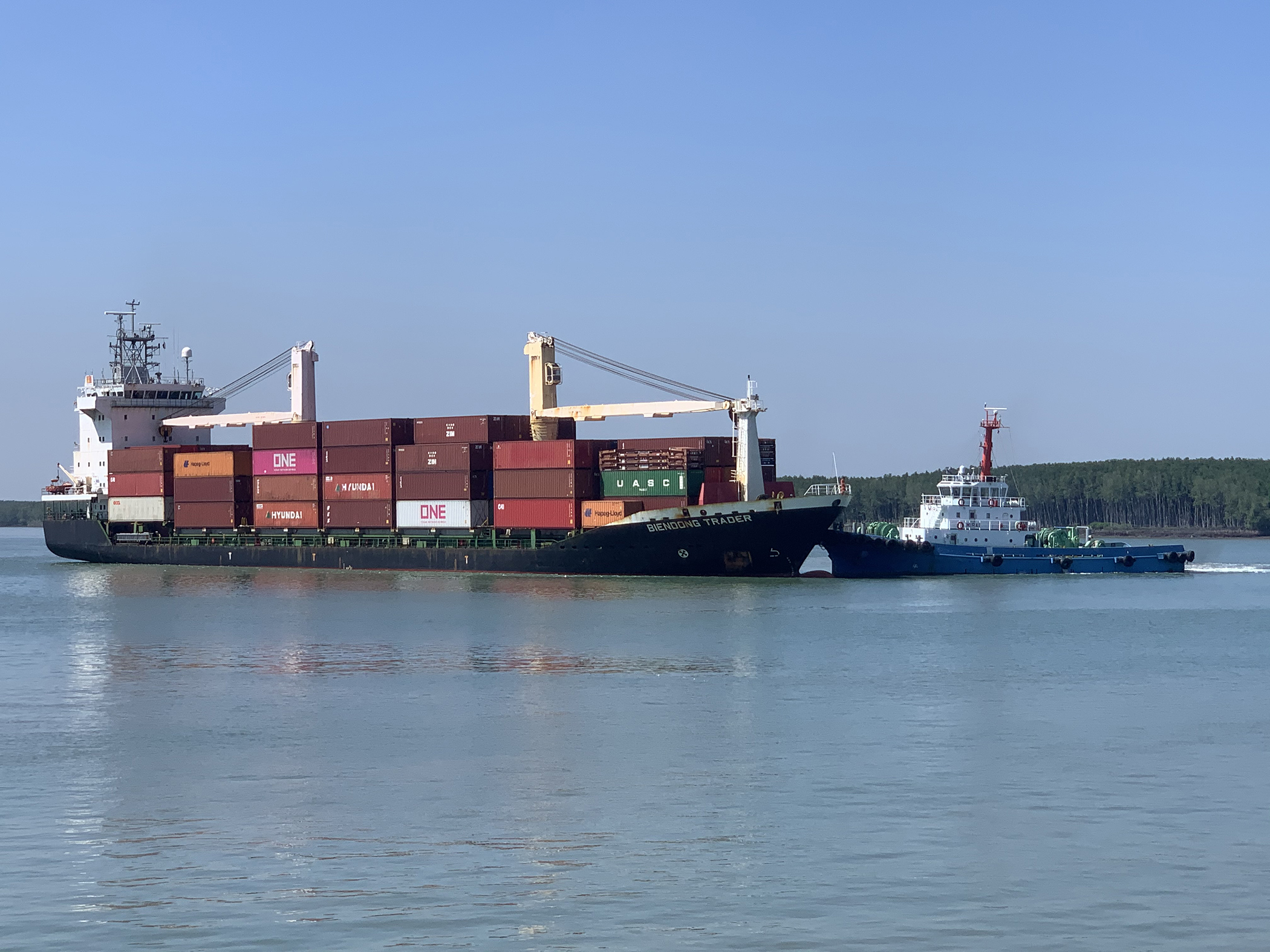 Theo dự thảo thông tư mới, container nội địa sẽ không được xếp lên tàu nếu vượt quá khối lượng cho phép.