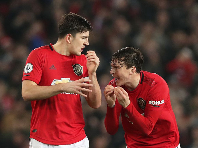 Maguire và Lindelof là mẫu trung vệ thiếu tốc độ.