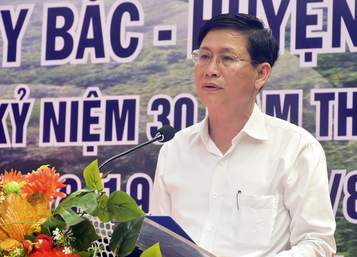 Ông Lê Ngọc Khánh, Phó Chủ tịch UBND tỉnh phát biểu tại Lễ khánh thành.