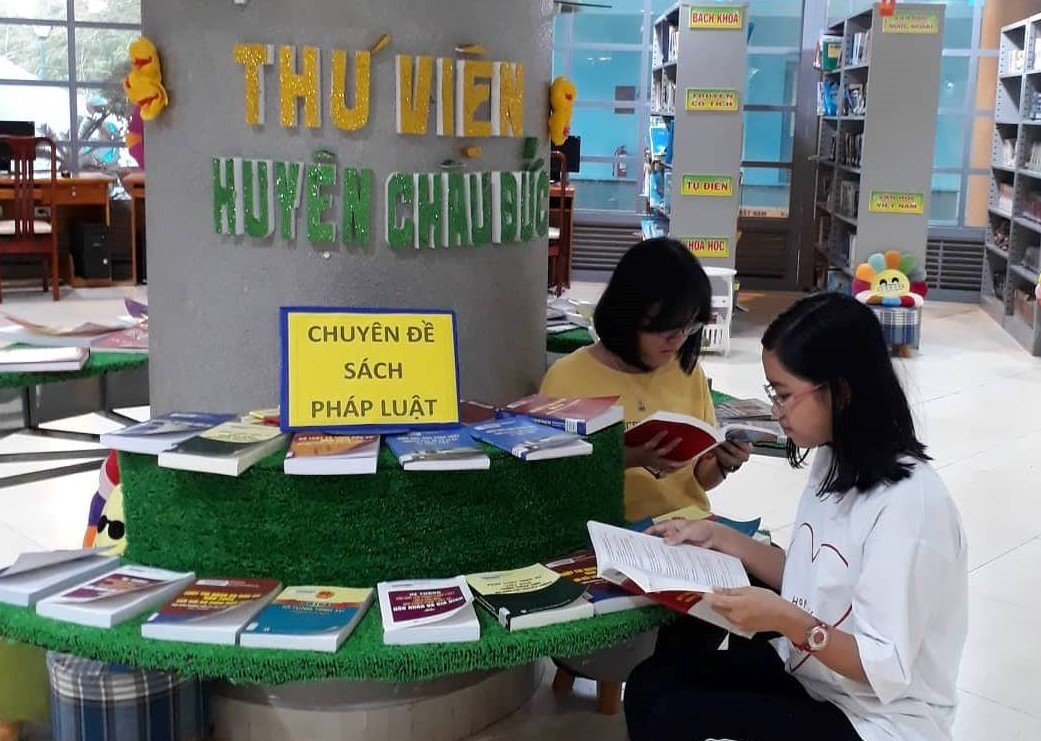 Bạn đọc TSPL tại xã Bàu Chinh (huyện Châu Đức) chủ yếu là cán bộ, công chức xã.
