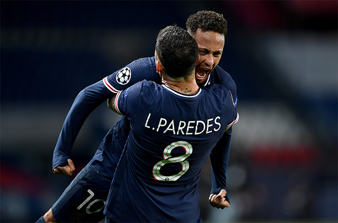 Dù khá đen đủi nhưng Neymar và các đồng đội vẫn có vé vào bán kết.