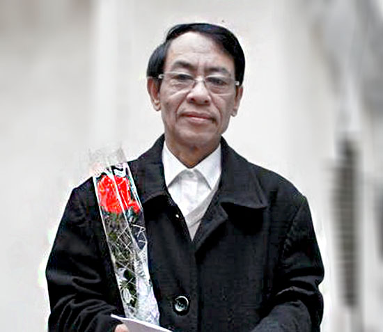 Nhà thơ Hoàng Nhuận Cầm.