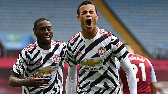 MU thắng ngược Aston Villa ngay tại Villa Park.