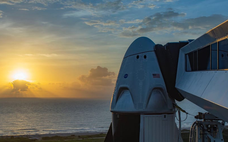 Tàu Crew Dragon của SpaceX. Ảnh: CNN