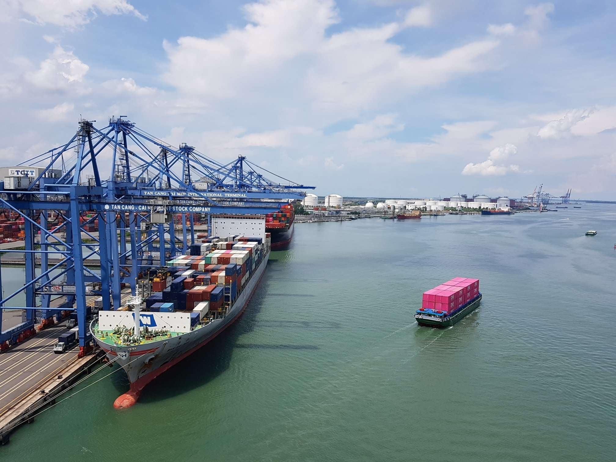 VISABA đề xuất sớm thực điều chỉnh giá dịch vụ tại cảng biển, bảo đảm quyền lợi cho các DN Việt Nam.