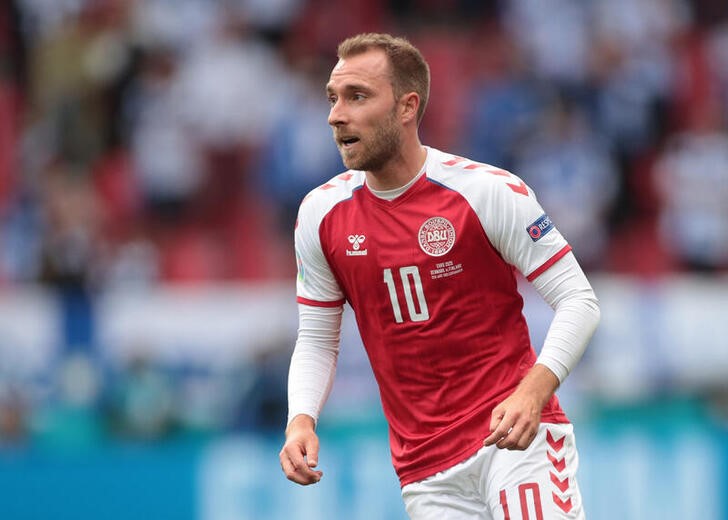 Eriksen gặp vấn đề ở tim khi thi đấu với Phần Lan.