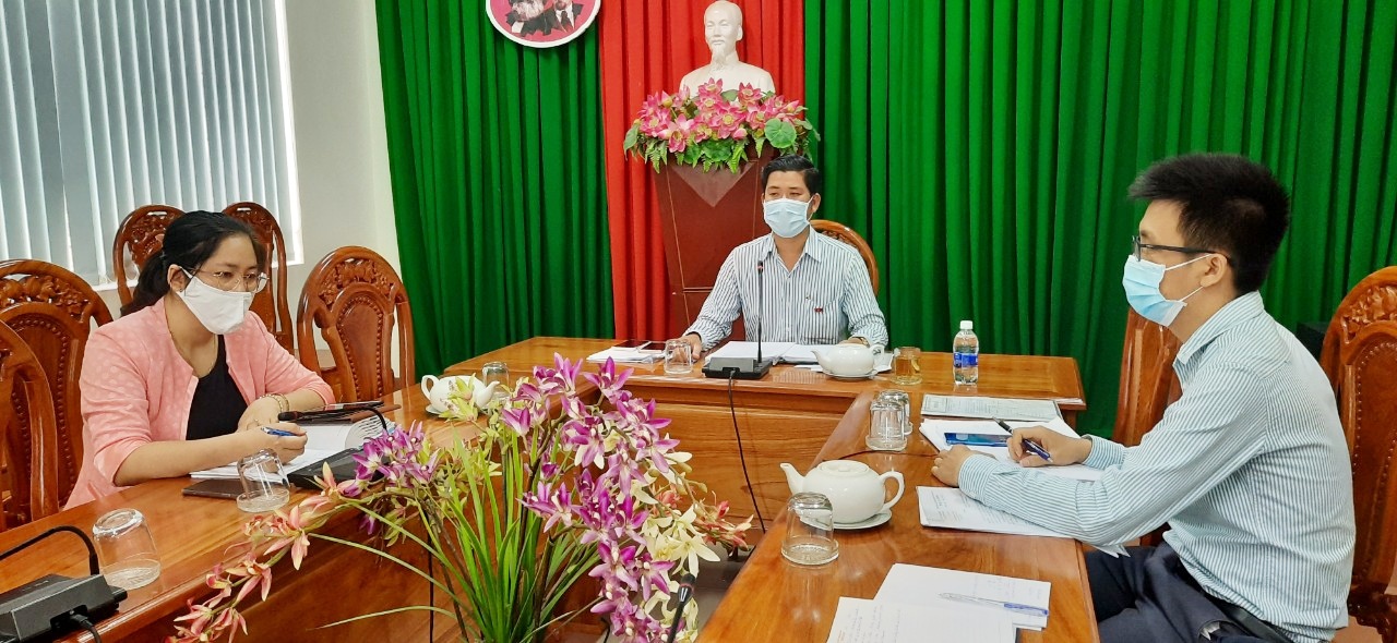 Ông Đặng Huy Quang, Phó Chủ tịch UBND, Phó BCĐ Phòng chống dịch COVID-19 TP.Bà Rịa chủ trì cuộc họp triển khai công tác phòng, chống dịch COVID-19