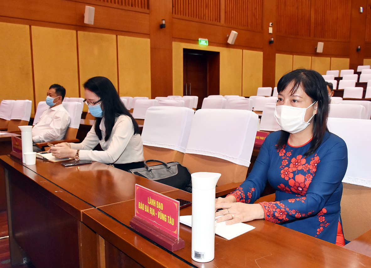 Lãnh đạo các cơ quan báo chí địa phương tham dự Hội nghị.