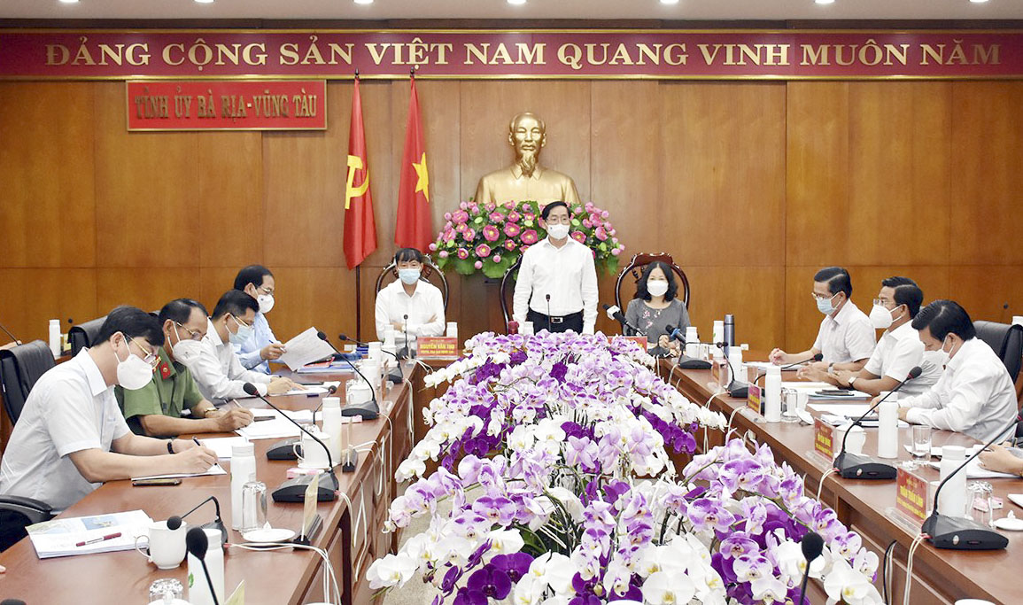 Quang cảnh cuộc họp.