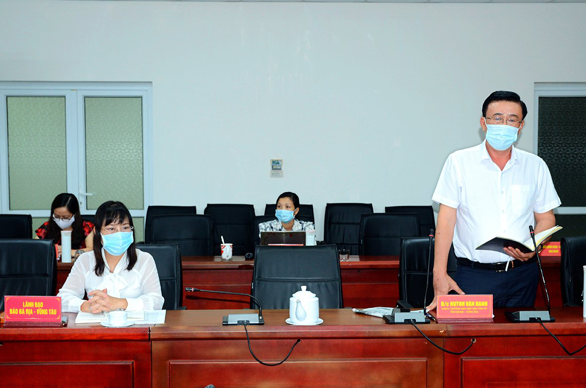 Ông Huỳnh Văn Danh, Ủy viên Ban Thường vụ Tỉnh ủy, Trưởng Ban Dân vận Tỉnh ủy đề nghị các địa phương nhanh chóng rà soát, thống kê, lập danh sách người dân gặp khó khăn do COVID-19 để UBND tỉnh phê duyệt, hỗ trợ kịp thời.