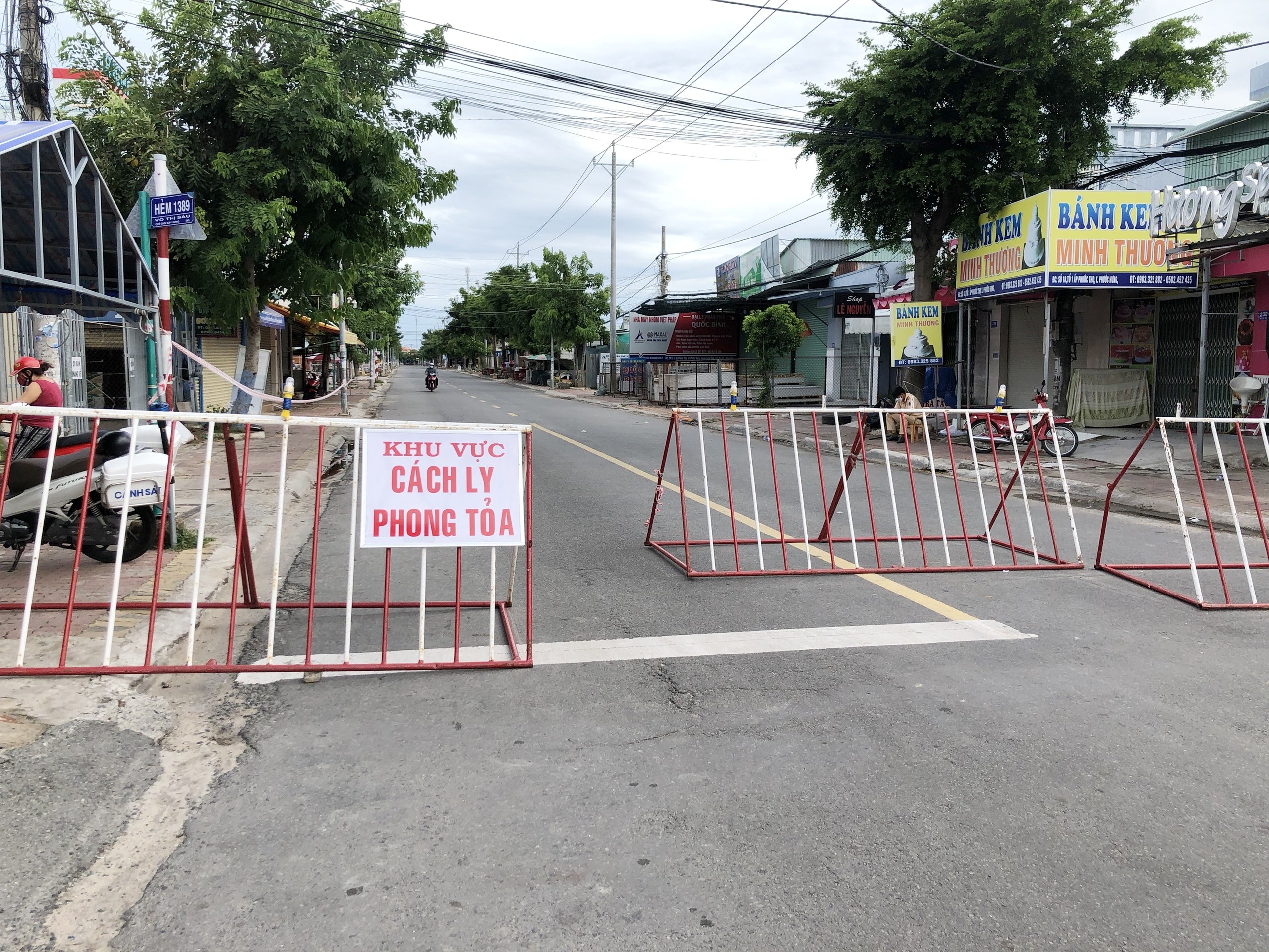 Sáng 22/7, huyện Long Điền chỉ đạo TT.Long Hải thành lập thêm 12 chốt kiểm soát người ra, vào ở 12 tổ dân cư.
