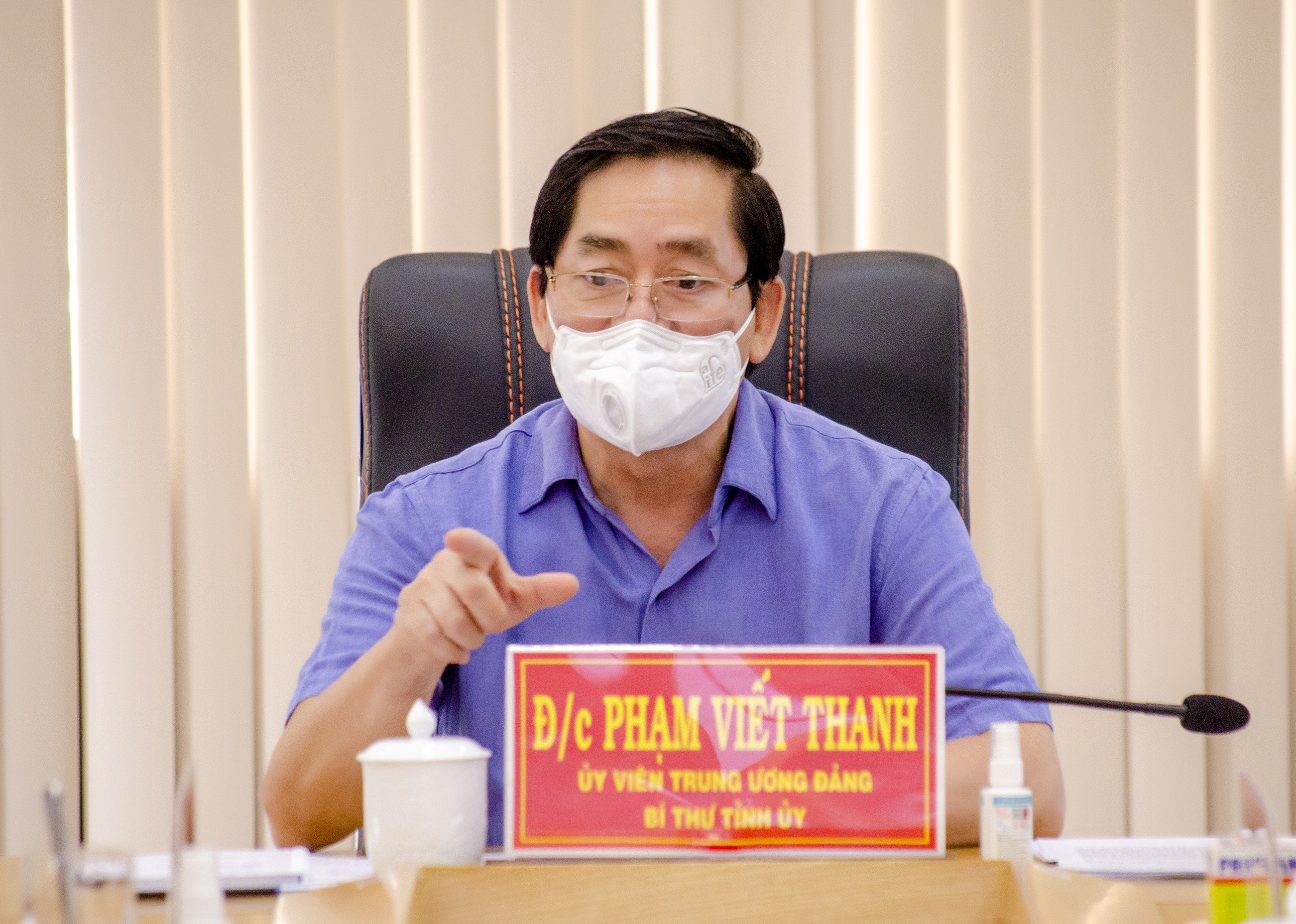 Ông Phạm Viết Thanh, Ủy viên Trung ương Đảng, Bí thư Tỉnh ủy, Chủ tịch HĐND tỉnh phát biểu chỉ đạo tại buổi làm việc với TP. Vũng Tàu.