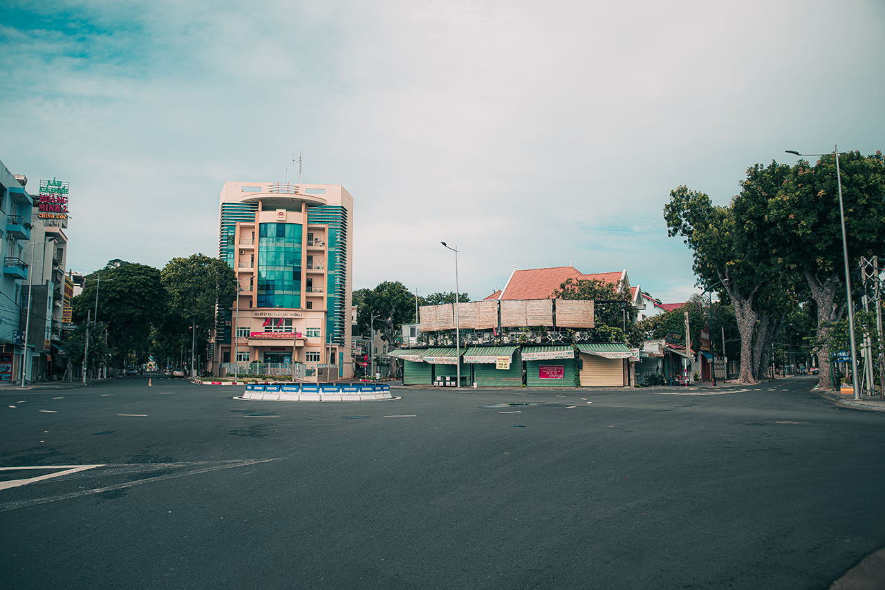Ngã 5 TP.Vũng Tàu những ngày giãn cách. Ảnh: THÁI NGÔ