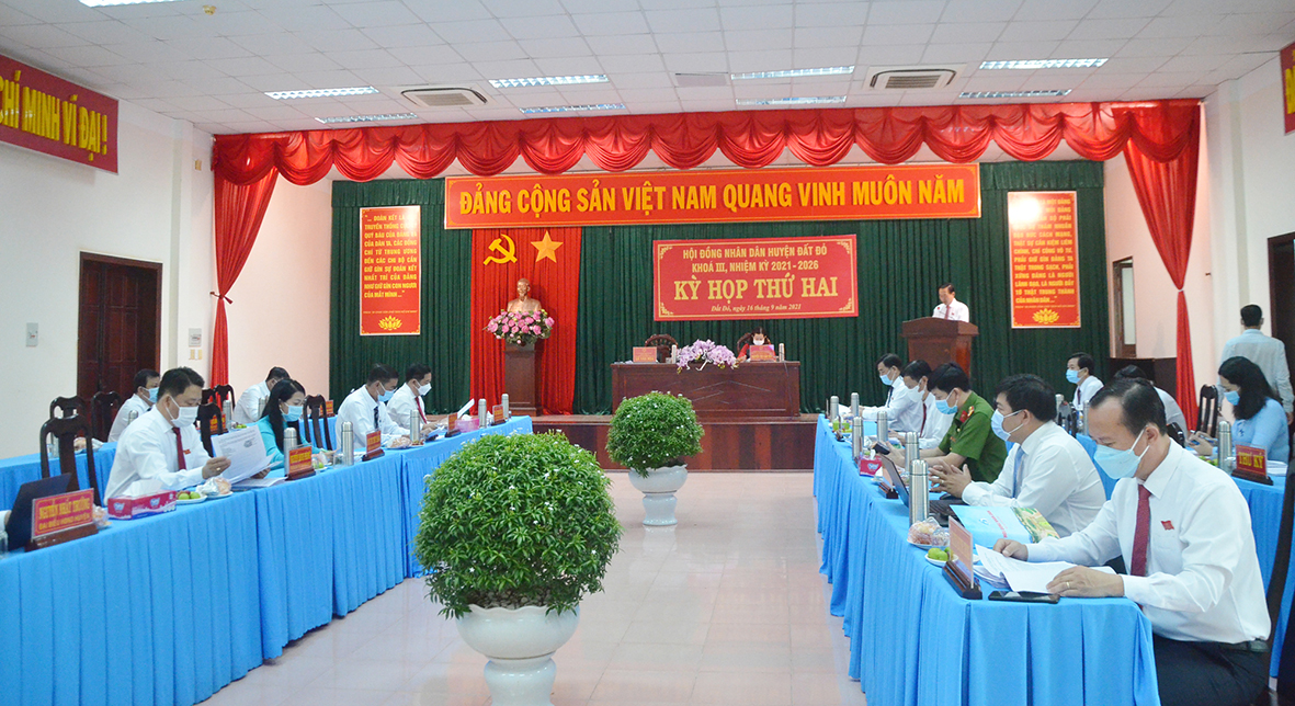 Quang cảnh kỳ họp.