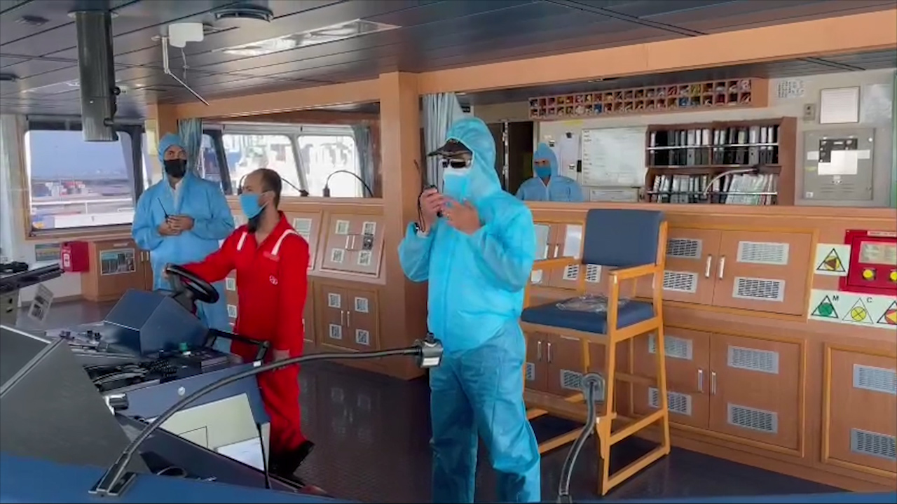 Hoa tiêu Vungtau Ship dẫn tàu vào vùng biển BR-VT.