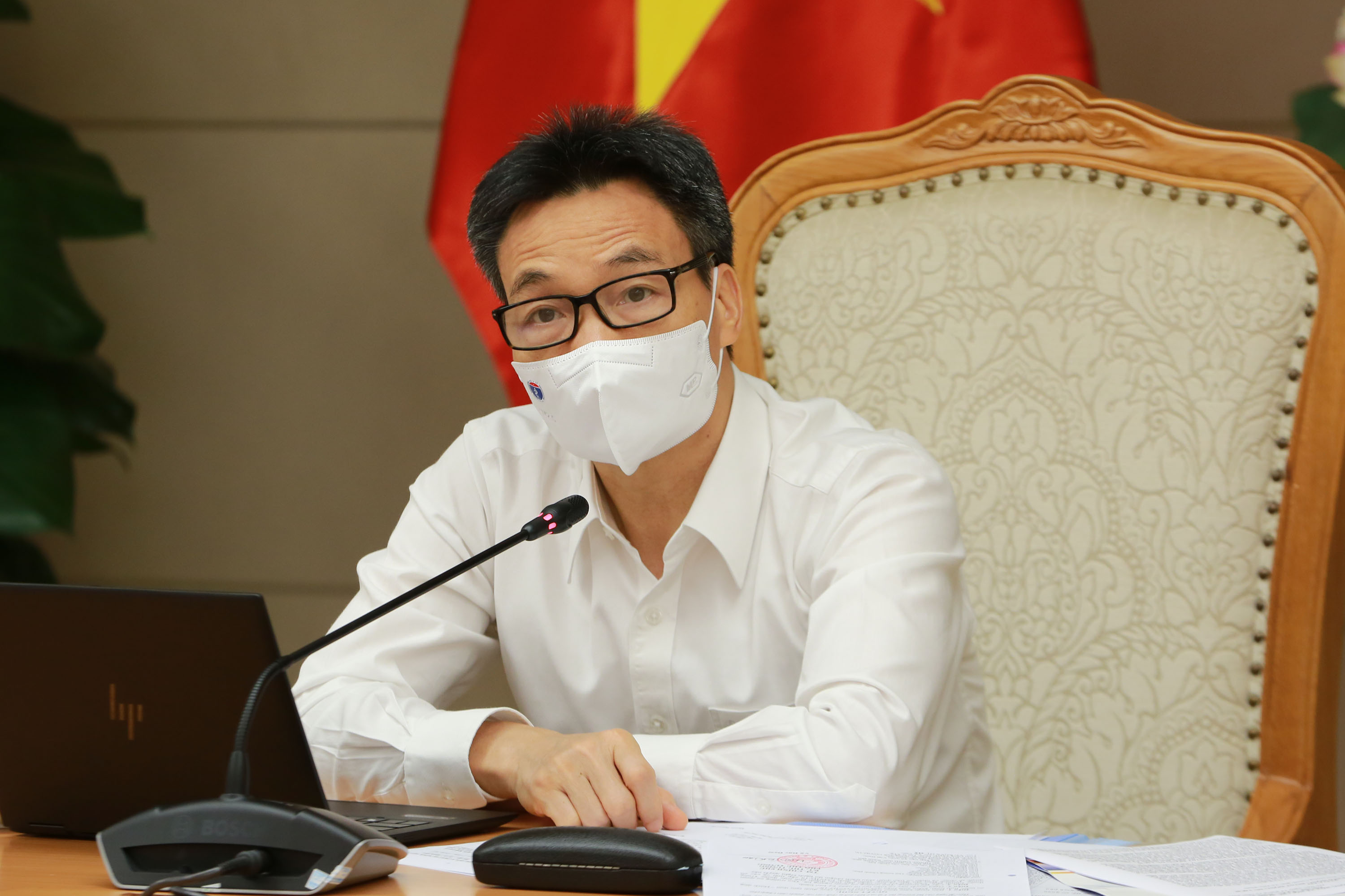 Phó Thủ tướng Vũ Đức Đam phát biểu chỉ đạo tại cuộc họp.  Ảnh: VIỆT BẮC