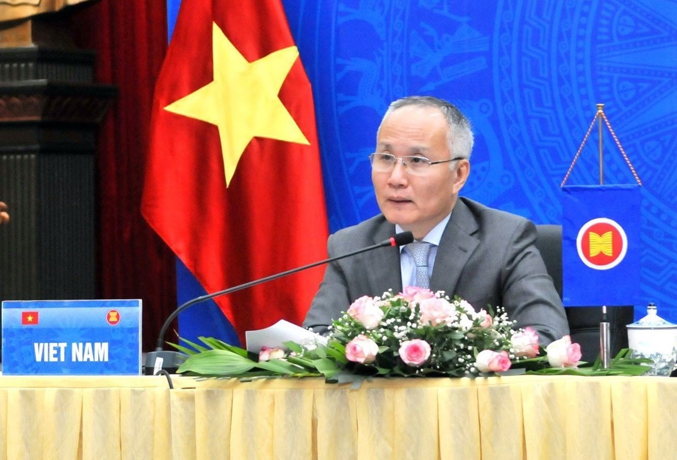 Thứ trưởng Bộ Công thương Trần Quốc Khánh.