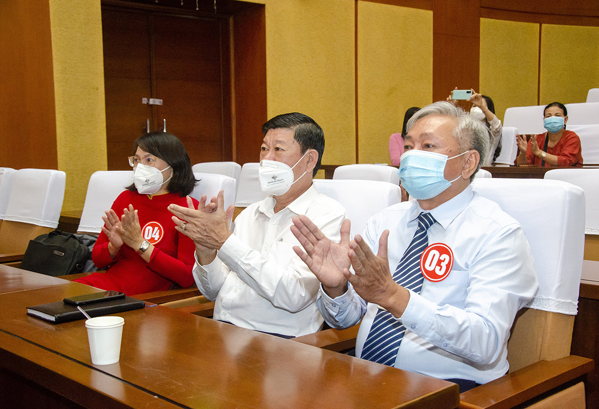 Các báo cáo viên, tuyên truyền viên đại diện cho 14 Đảng bộ trực thuộc Tỉnh ủy tham gia Hội thi.