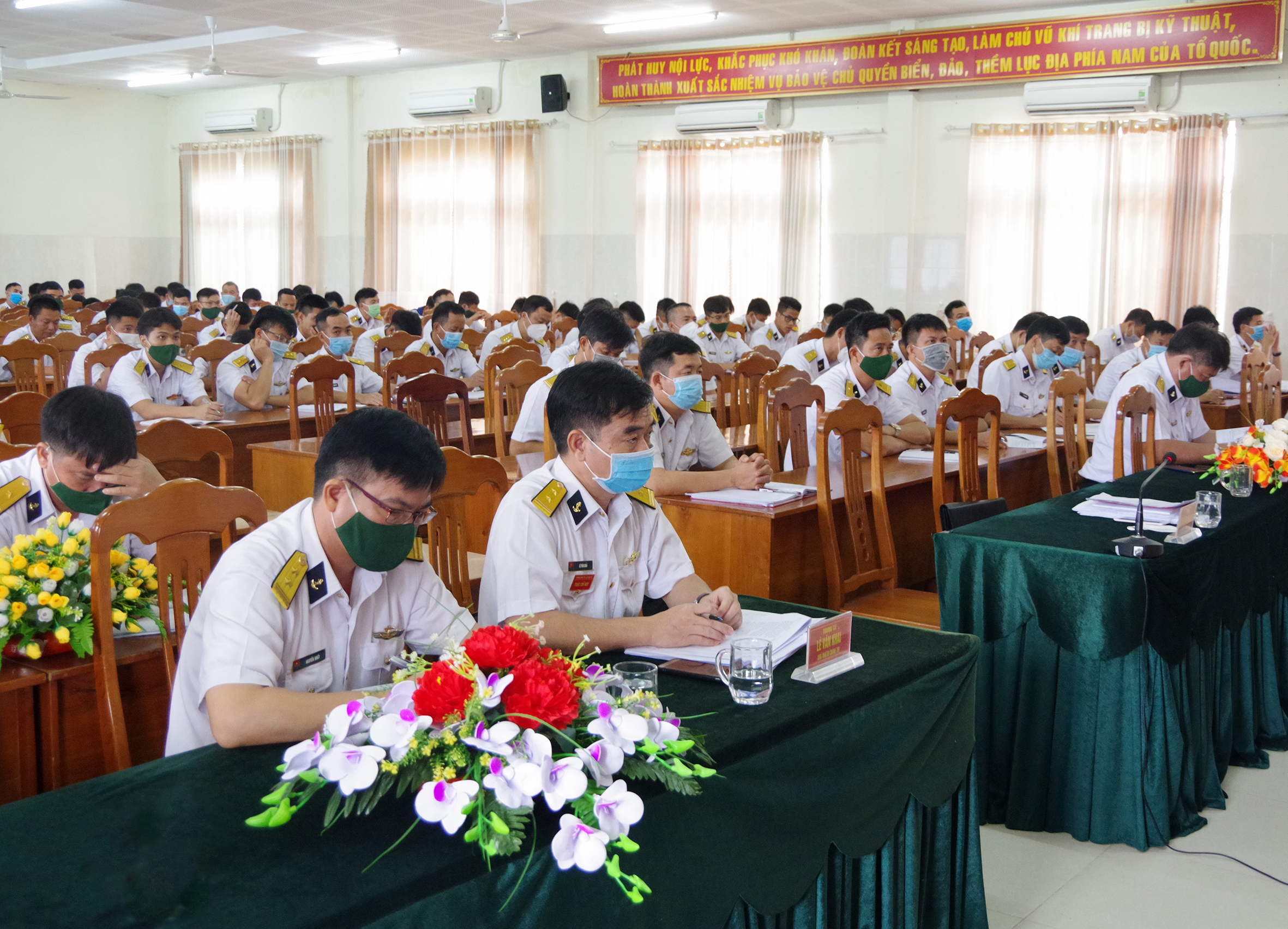 Cán bộ, chiến sĩ Lữ đoàn 167 tham gia sinh hoạt “Ngày Pháp luật” năm 2021.