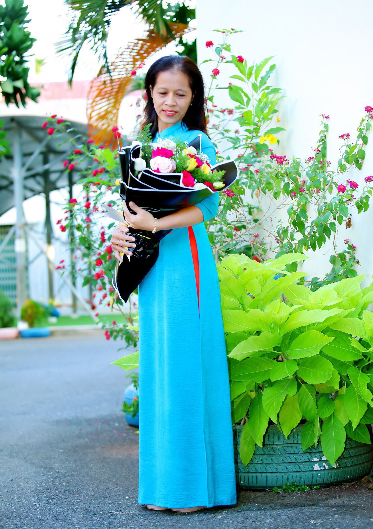 Cô Thạch Kim Phượng, Phó Hiệu trưởng Trường TH Lý Tự Trọng (TP. Vũng Tàu).