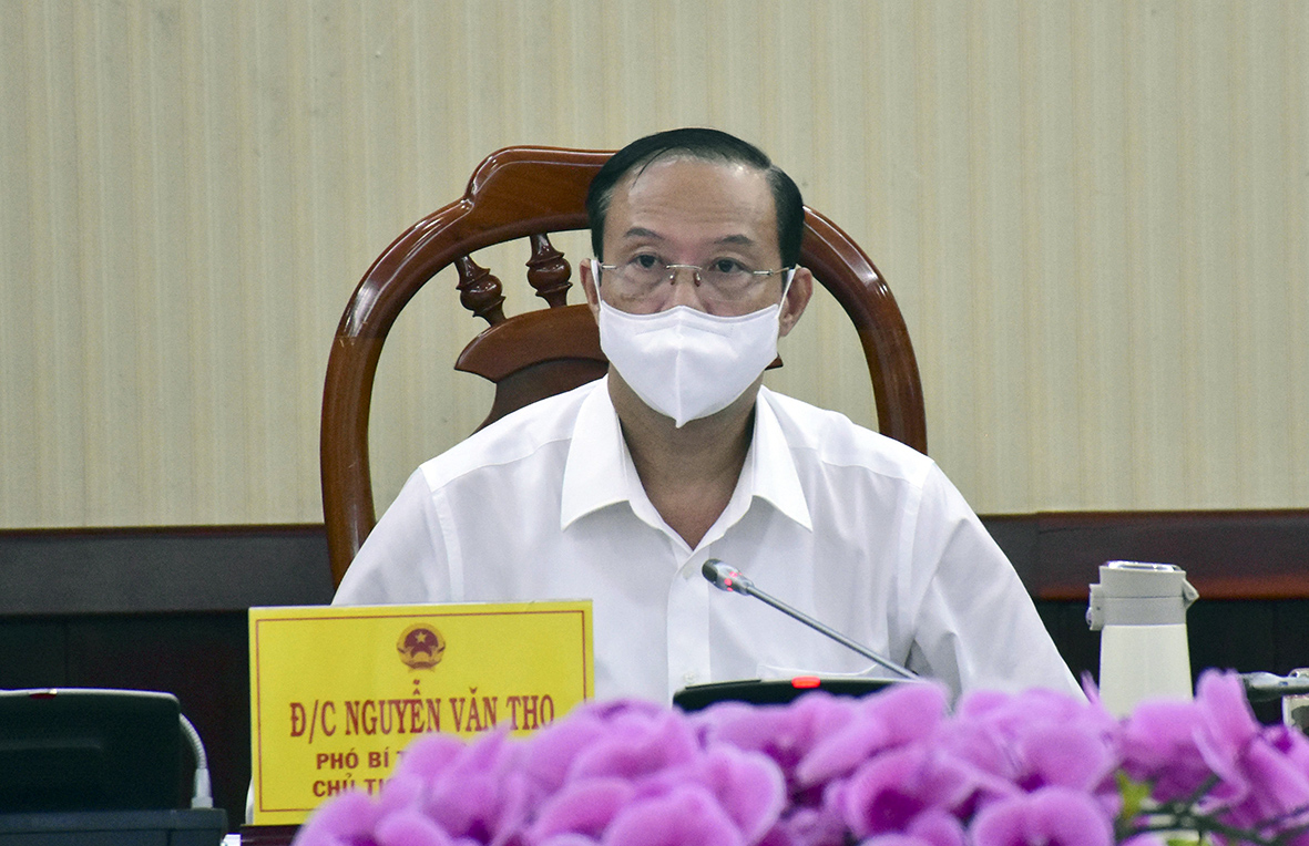 Ông Nguyễn Văn Thọ, Chủ tịch UBND tỉnh chủ trì cuộc họp.