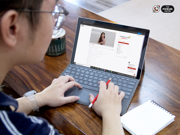 Hệ thống học trực tuyến E-learning của The Forum.